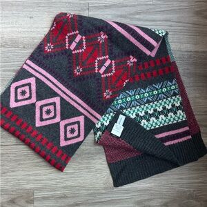 Colorful Geometric Knit Scarf